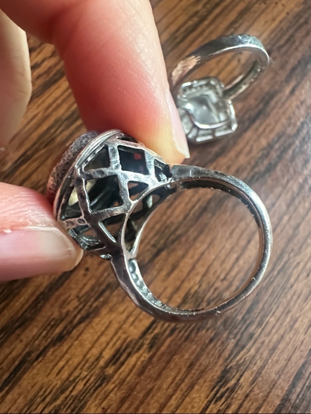 Statement Rings ✨✨✨ - Picture 10 of 16